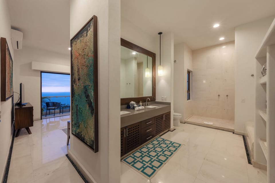Luxury Penthouse, 2 Bedrooms, Tower | 1 bedroom, premium bedding, memory foam beds, in-room safe
