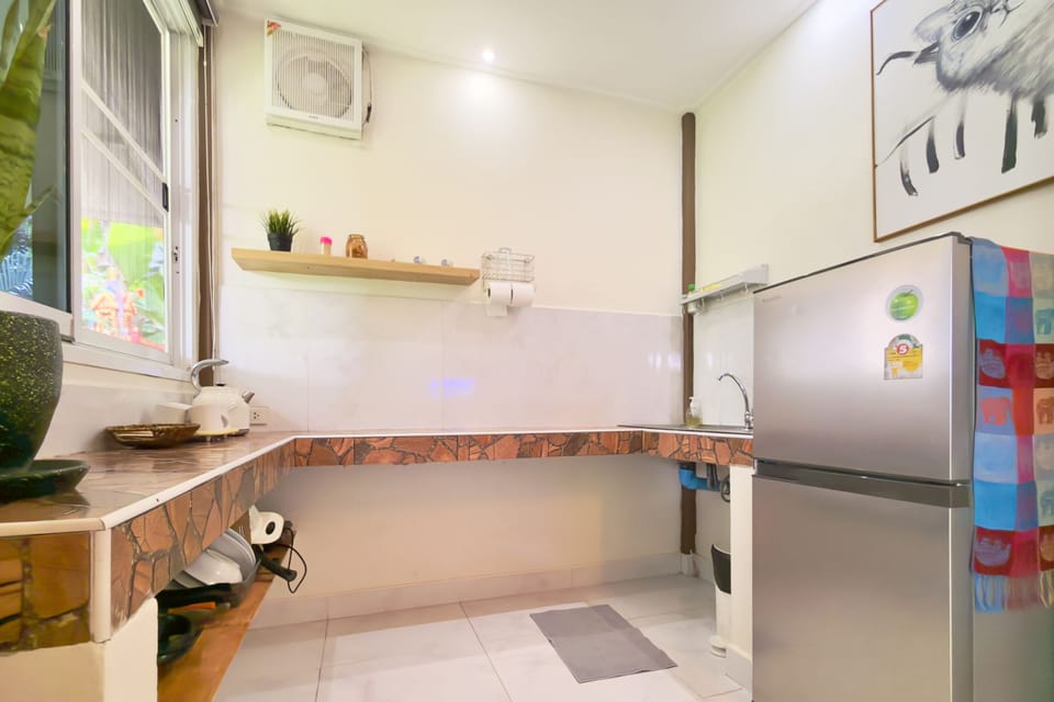 Two-Bedroom House - Family Unit (Ensuite) | Private kitchen | Microwave, electric kettle