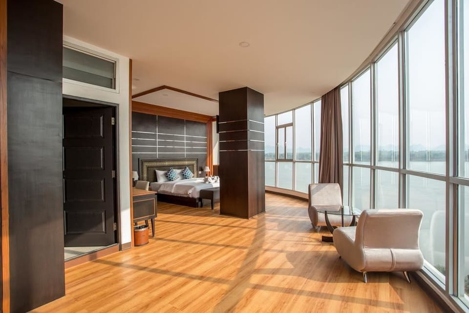 In-room safe, desk, laptop workspace, blackout drapes