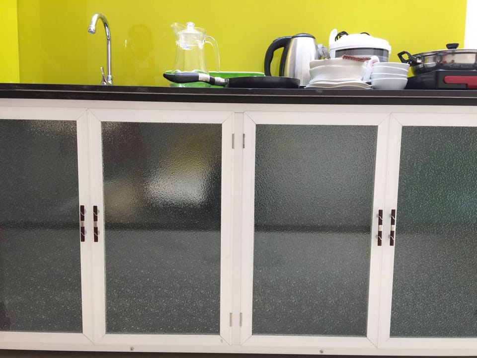 Family Apartment, 2 Bedrooms, Smoking, Annex Building | Private kitchen | Fridge, stovetop, electric kettle, cookware/dishes/utensils