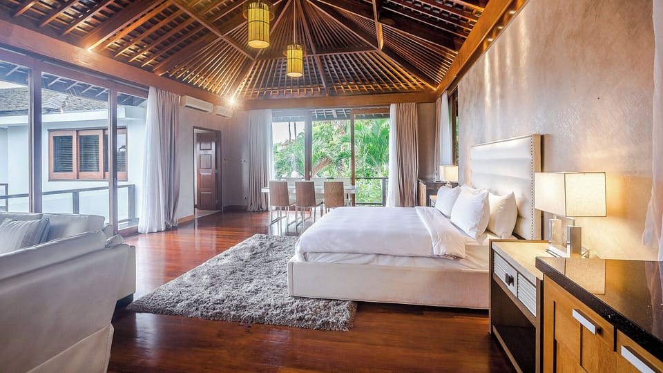 Down comforters, minibar, in-room safe, individually decorated