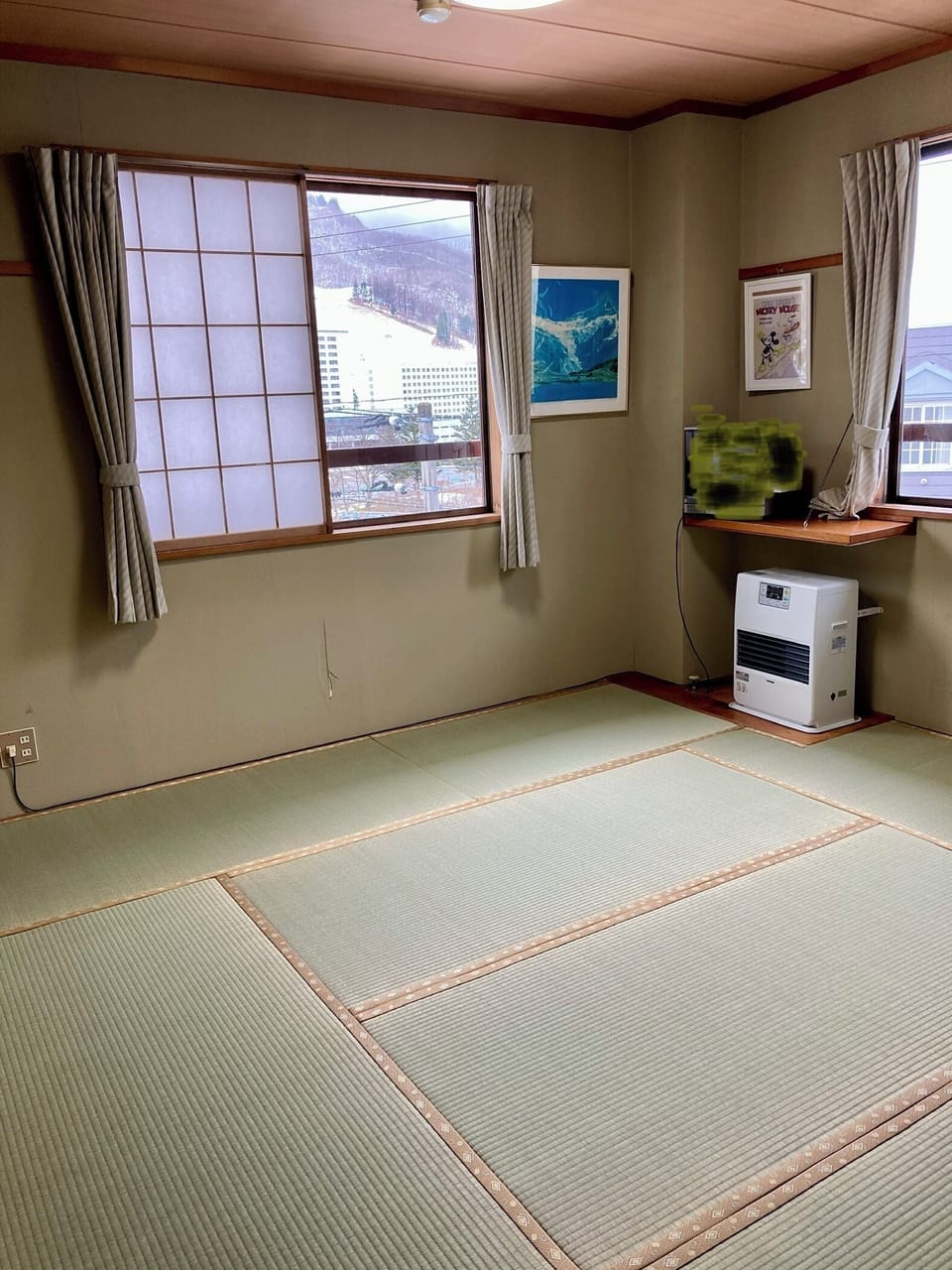 Japanese Style Room for 4 People [Maximum Stay 6 Nights] | Blackout drapes, free WiFi, bed sheets