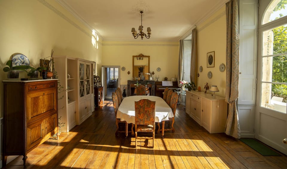 Family House, Accessible (5 étoiles) | Dining