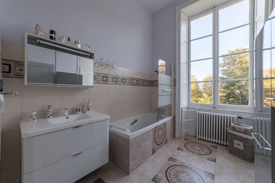 Luxury Suite, Ensuite, Pool View (4 étoiles) | Bathroom