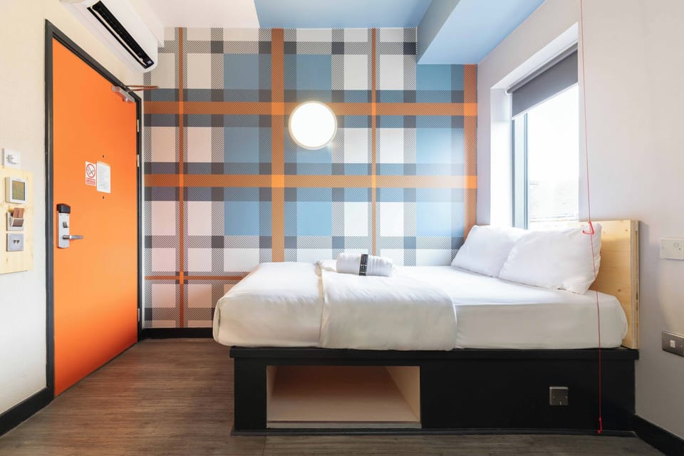 Standard Double Room, 1 Double Bed, Accessible | Laptop workspace, soundproofing, iron/ironing board, free WiFi