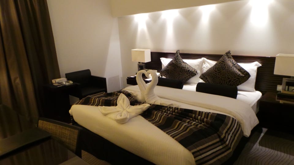 Egyptian cotton sheets, down comforters, in-room safe, desk