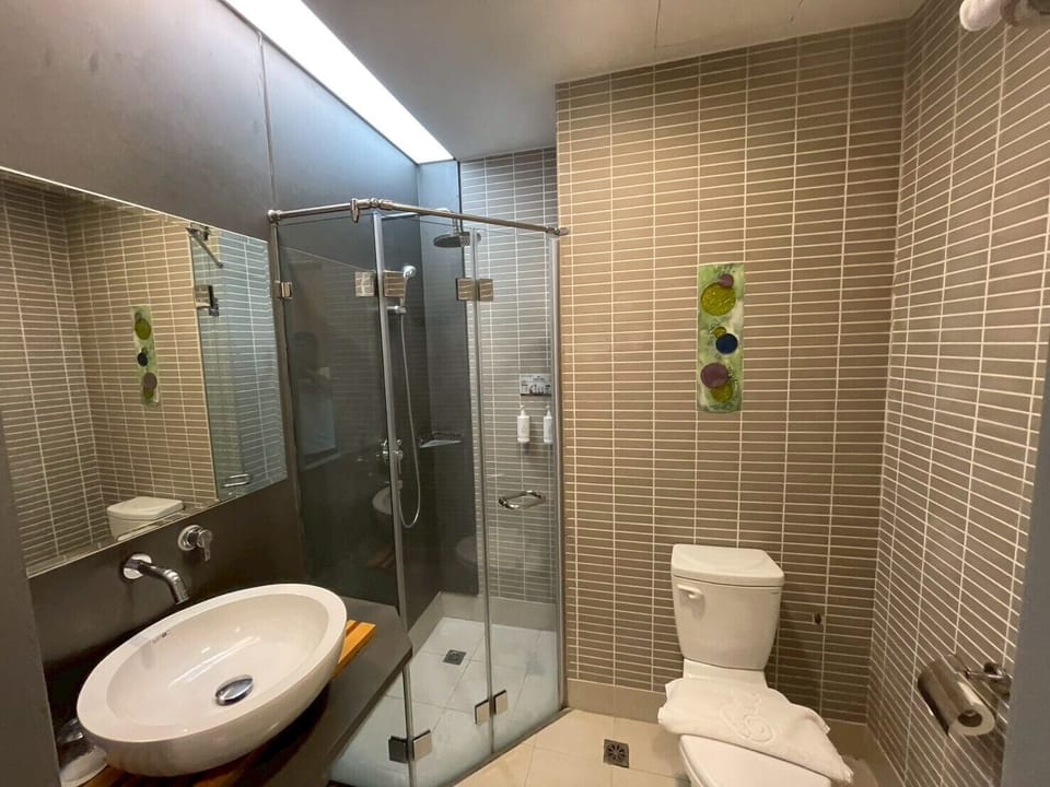 Signature Double Room, 1 Bedroom, Private Bathroom | Premium bedding, individually decorated, desk, blackout drapes