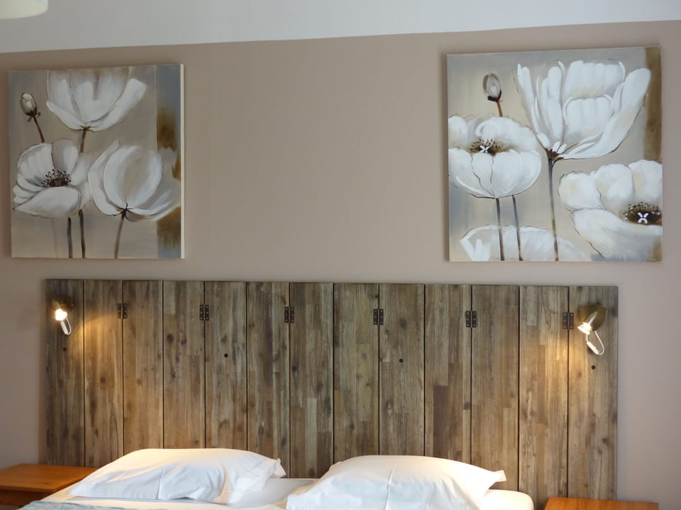 Cottage, 4 Bedrooms | Individually decorated, individually furnished, free WiFi