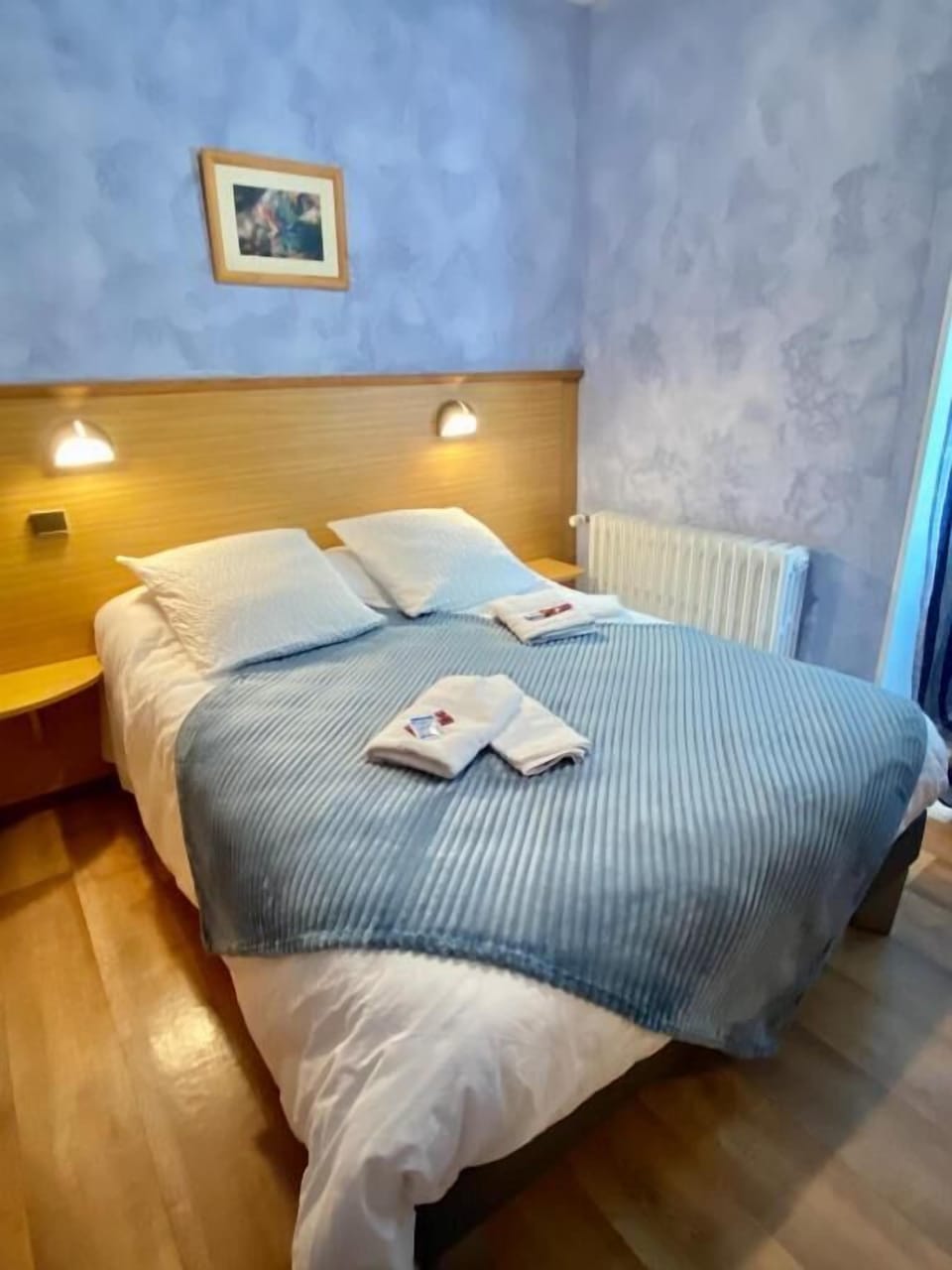 Double Room | Individually furnished, desk, blackout drapes, free cribs/infant beds