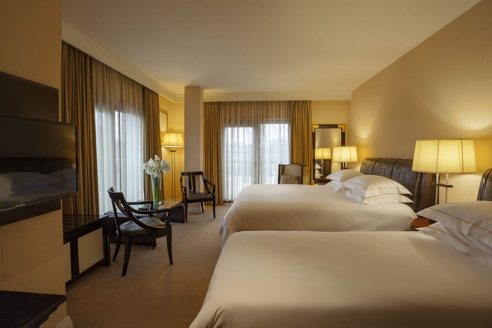 Superior Twin Room, Multiple Beds | In-room safe, desk, iron/ironing board, free WiFi