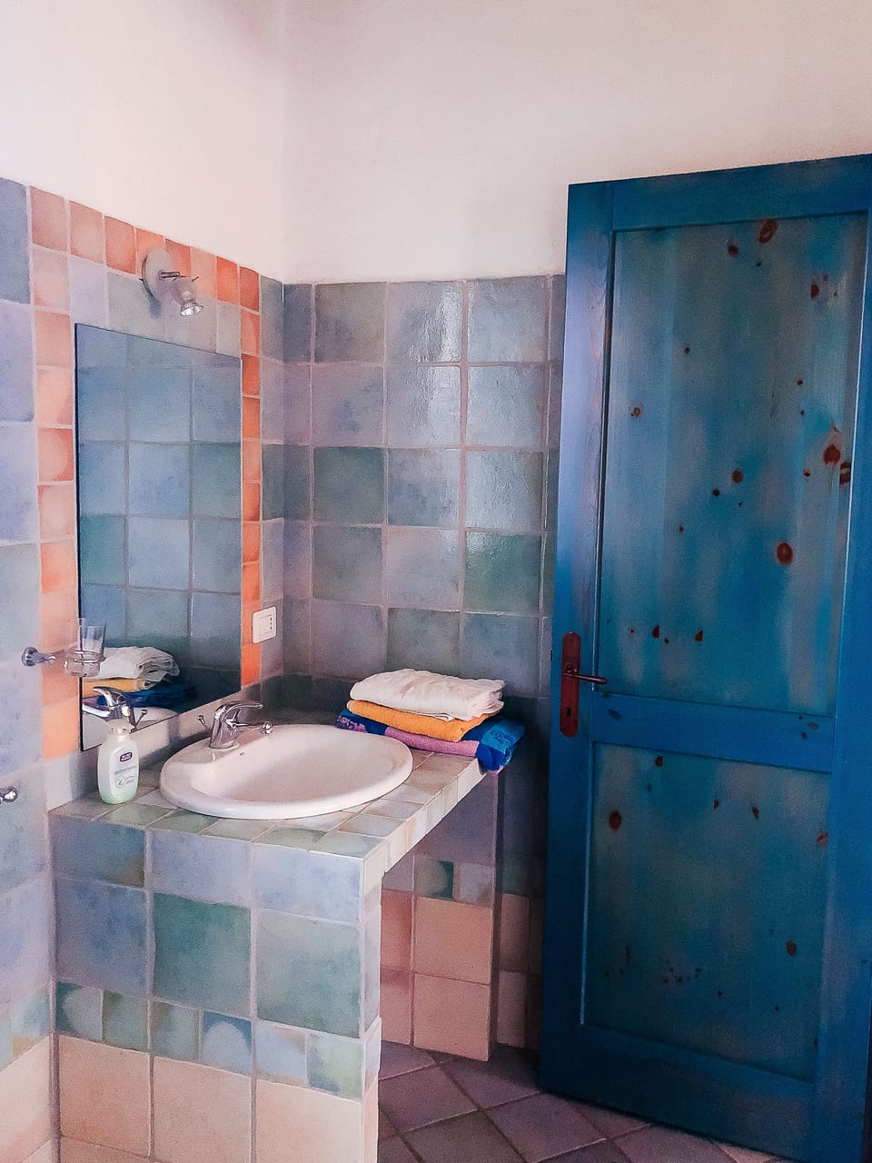 Double Room, Accessible, Non Smoking | Bathroom sink