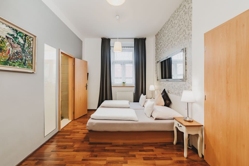 Standard Double or Twin Room | 1 bedroom, in-room safe, desk, laptop workspace
