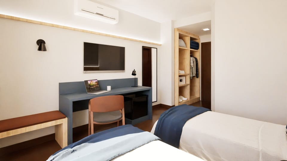 Superior Twin Room, 1 Bedroom | Minibar, in-room safe, desk, blackout drapes