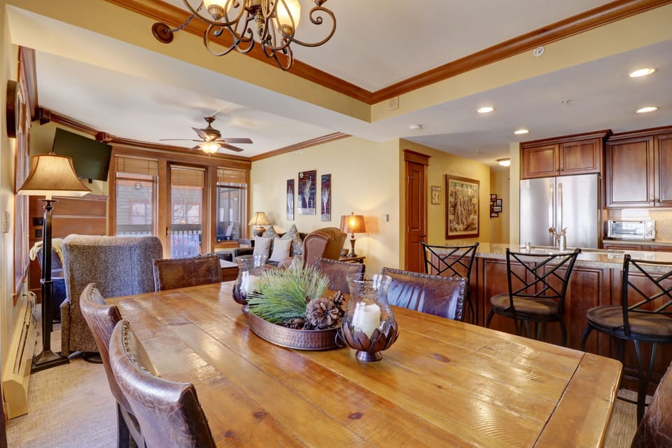 Condo, 3 Bedrooms | Interior