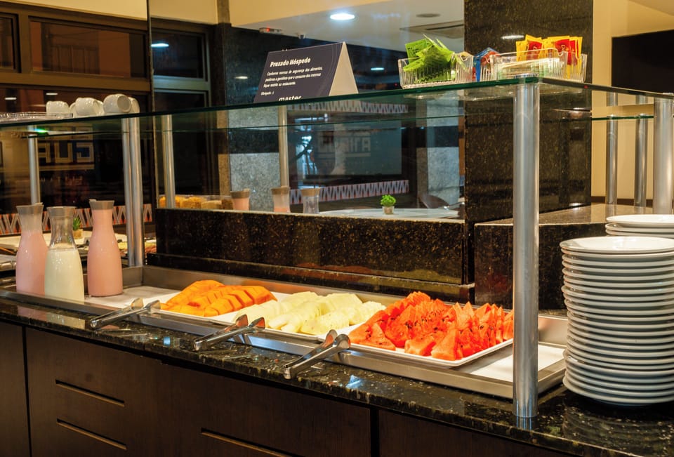 Daily buffet breakfast for a fee