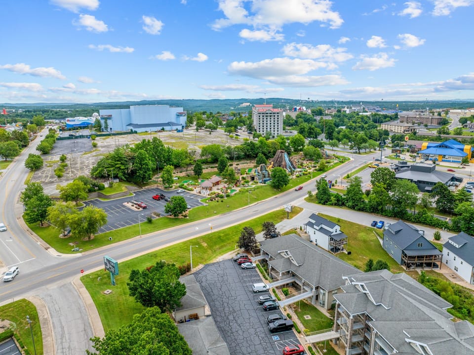Condo, 4 Bedrooms | Aerial view