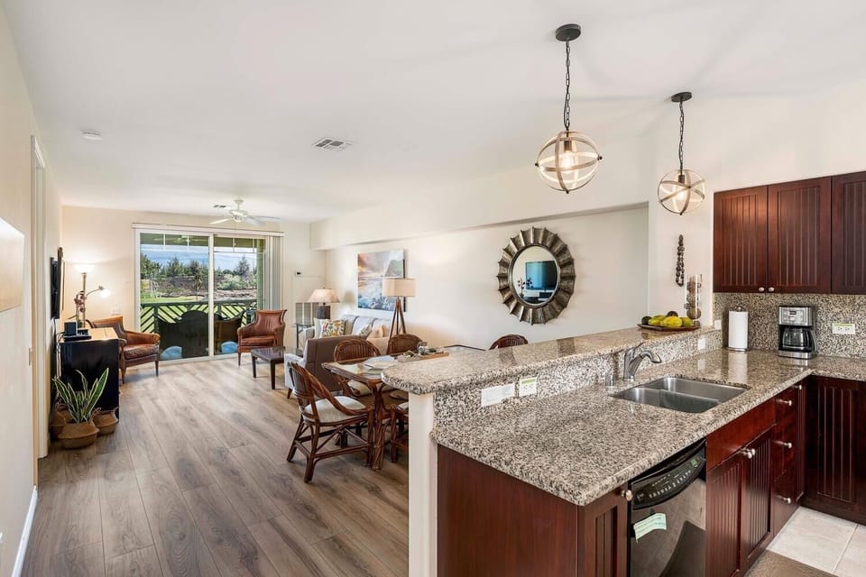 Condo, 2 Bedrooms | Private kitchen | Fridge, oven, coffee/tea maker, toaster
