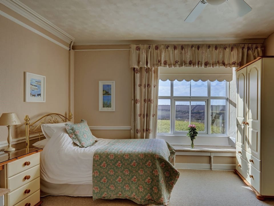 Twin Room, Ensuite