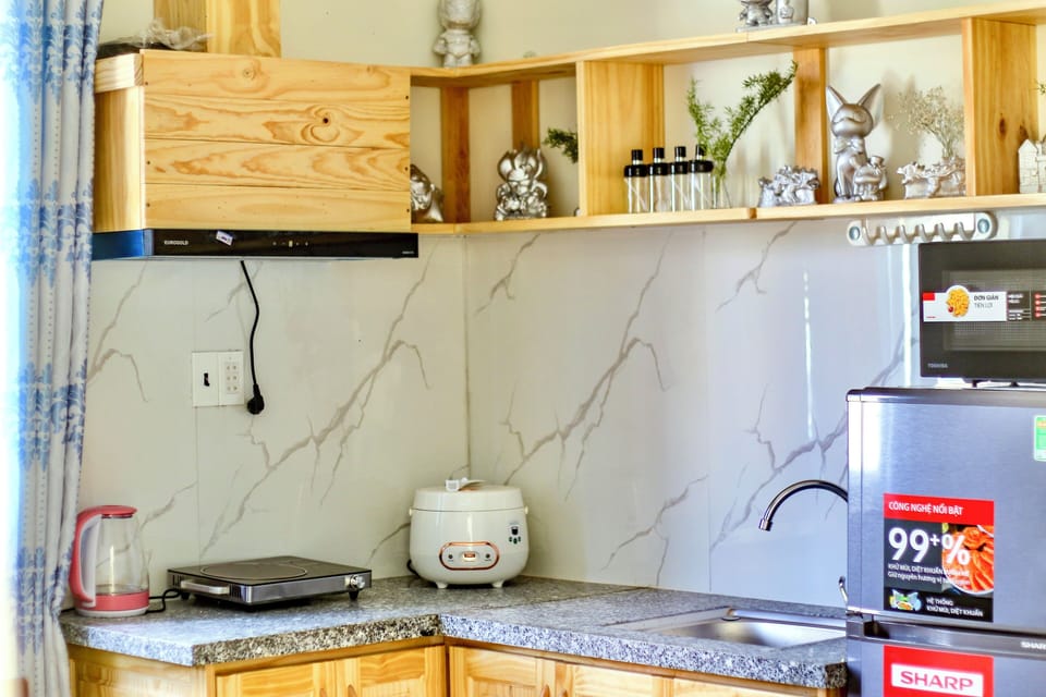 Deluxe Apartment, 2 Bedrooms, Connecting Rooms, City View | Private kitchen