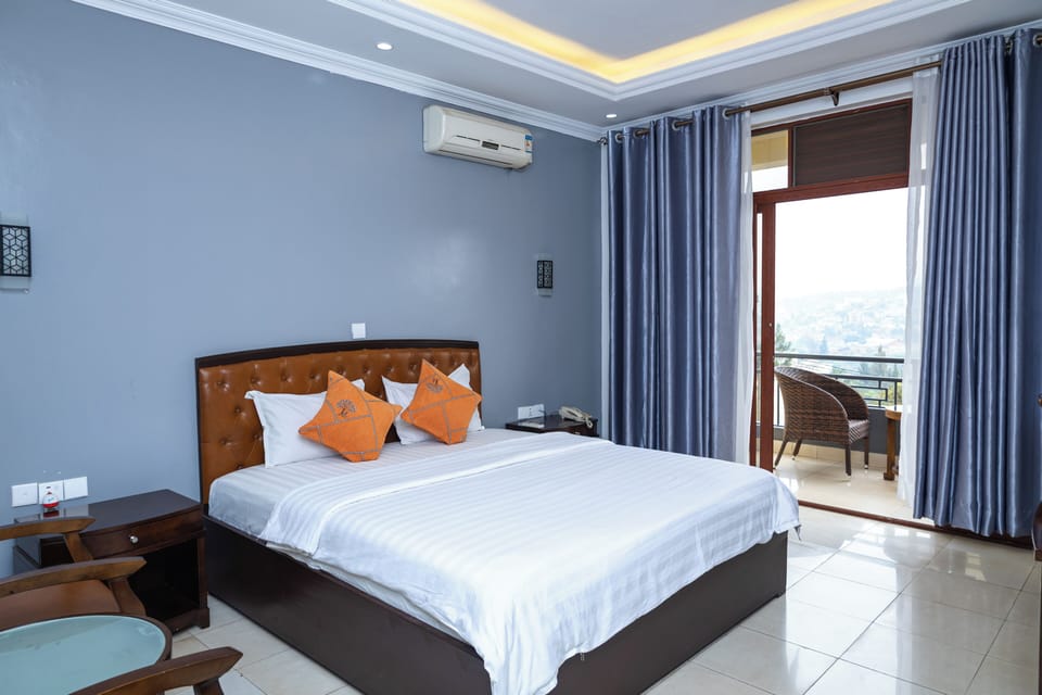 Superior Double Room, Balcony | Desk, laptop workspace, iron/ironing board (on request), WiFi (free)