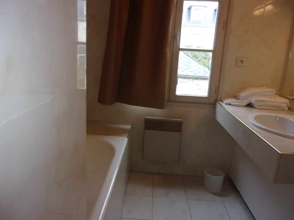 Free toiletries, hair dryer, bidet, towels