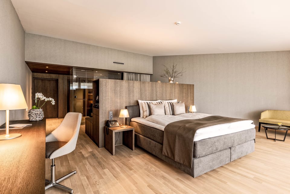 Deluxe Double Room, Balcony, Mountain View | Premium bedding, minibar, in-room safe, desk