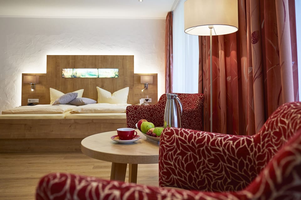 Comfort Double Room | Premium bedding, in-room safe, desk, blackout drapes