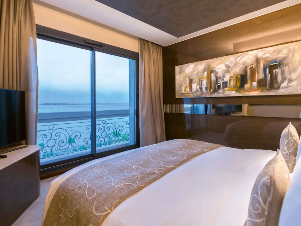 Presidential Suite, 2 Double Beds, Lake View | Premium bedding, in-room safe, desk, laptop workspace