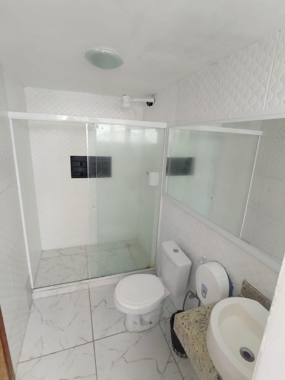Premium Room | Minibar, WiFi (free), bed sheets
