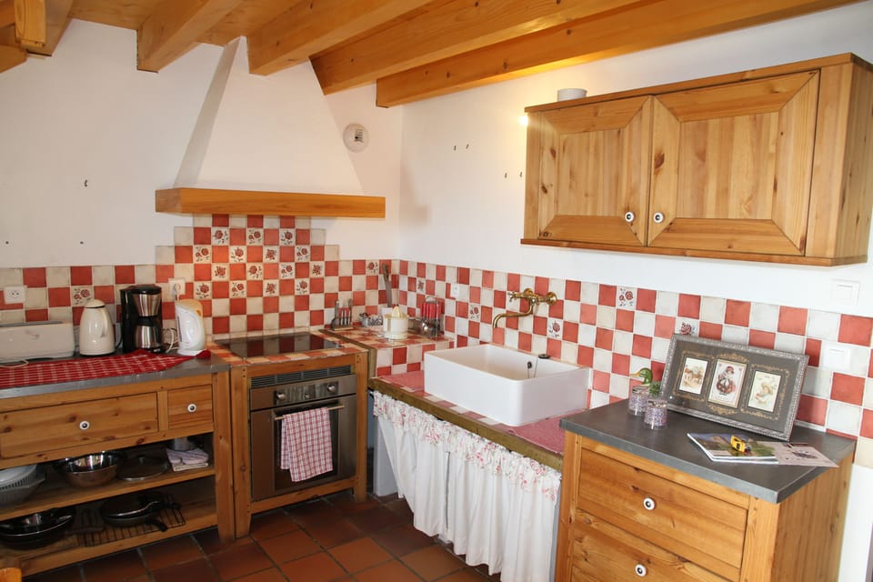 Apartment | Private kitchen | Full-size fridge, microwave, oven, stovetop