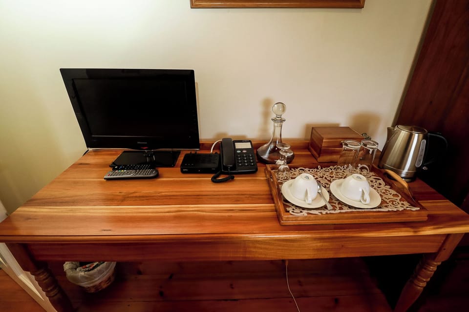 Standard Double Room | Television