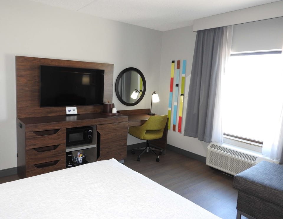 In-room safe, iron/ironing board, WiFi (free), alarm clocks