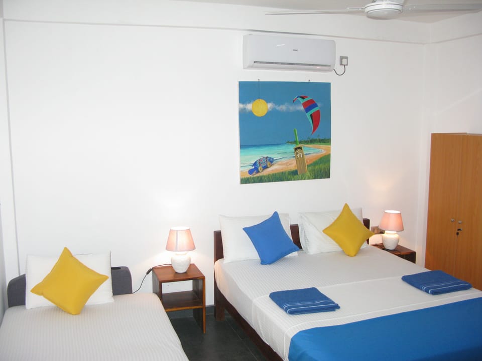 Deluxe Triple Room, 1 King Bed with Sofa bed, Garden View, Ground Floor | 6 bedrooms, premium bedding, minibar, in-room safe