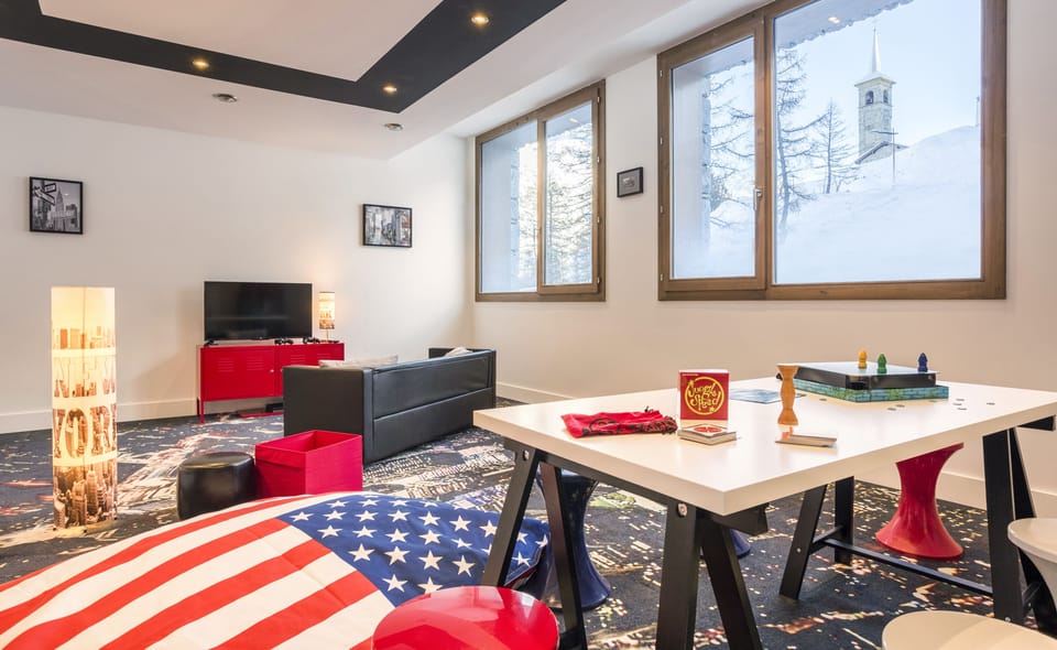 Game room