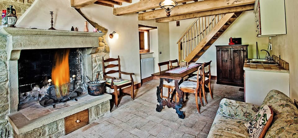 Apartment, 2 Bedrooms | Private kitchen | Full-size fridge, stovetop, coffee/tea maker, cookware/dishes/utensils