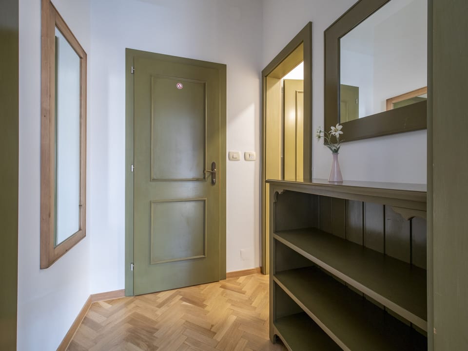 Double Room | Desk, WiFi (free), bed sheets