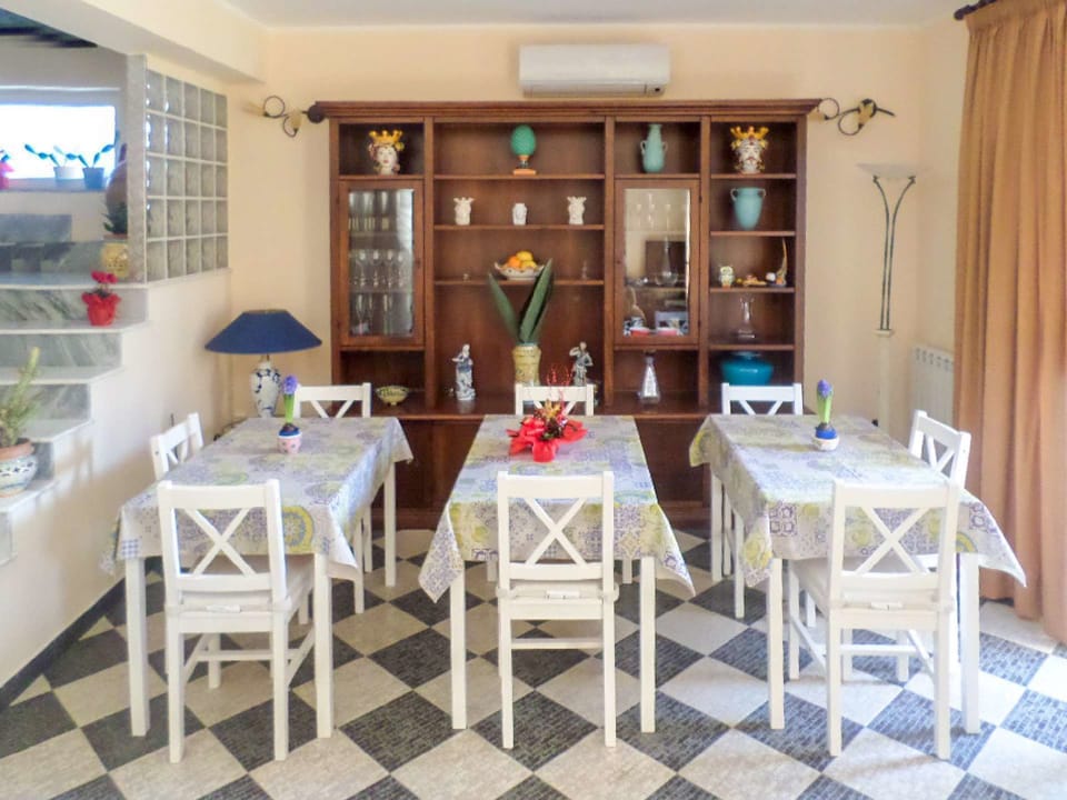 Free daily local cuisine breakfast