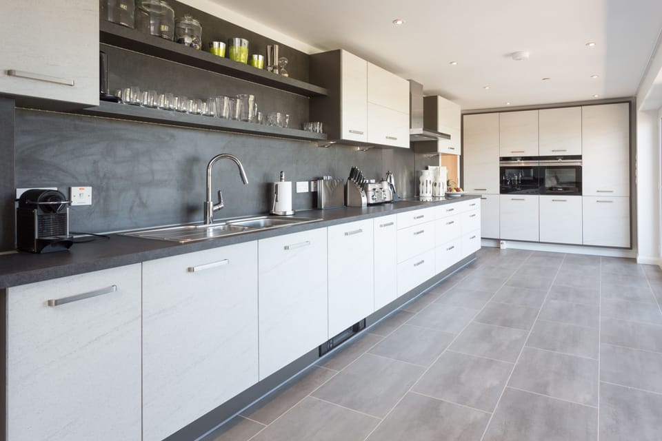 Deluxe House, 4 Bedrooms, Non Smoking, Golf View | Private kitchen | Fridge, microwave, oven, stovetop