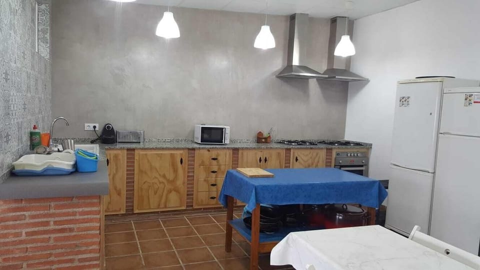 Shared fridge, microwave, highchair