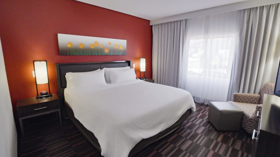 Premium bedding, pillowtop beds, in-room safe, desk