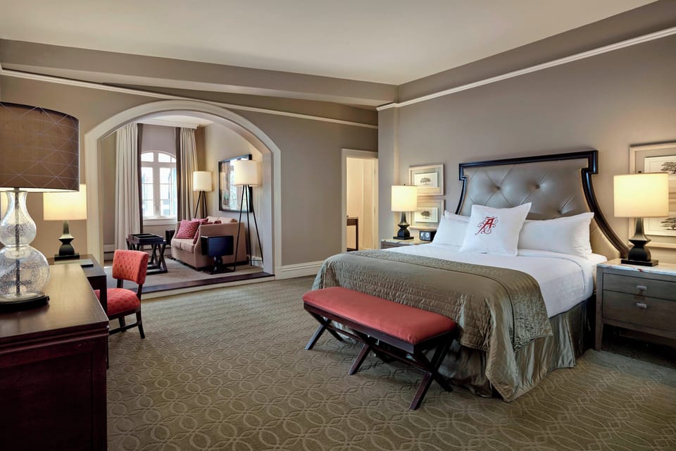 Junior Suite, 1 King Bed with Sofa bed | Premium bedding, in-room safe, blackout drapes, iron/ironing board