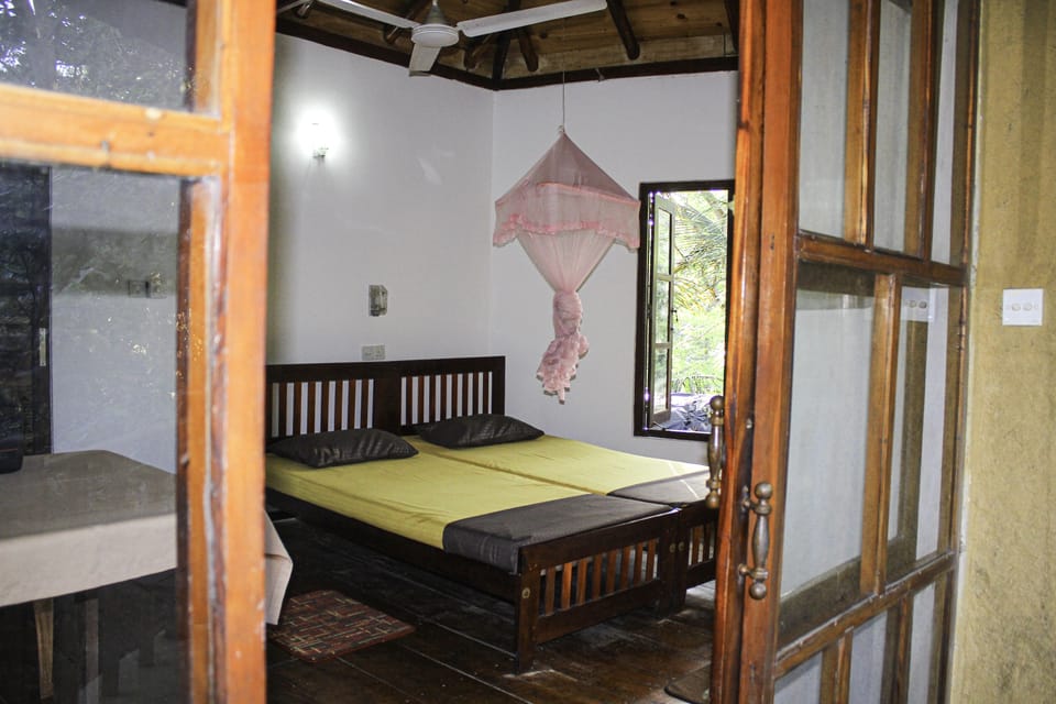 Standard Tree House, 1 Bedroom, Garden View, Garden Area | 1 bedroom, Egyptian cotton sheets, premium bedding, in-room safe
