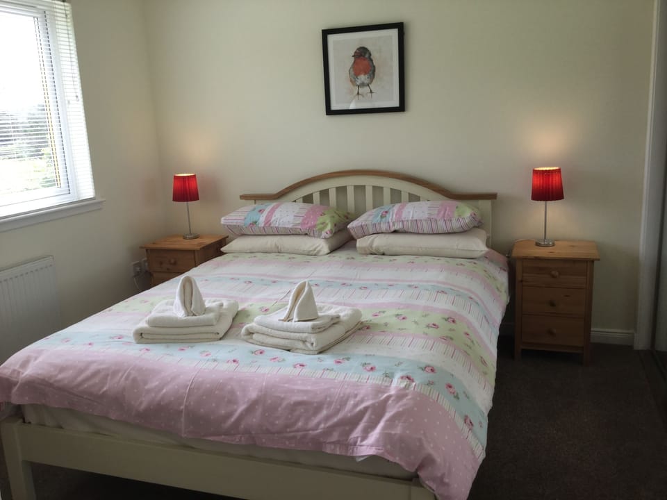 Apartment | 2 bedrooms, iron/ironing board, free WiFi, bed sheets