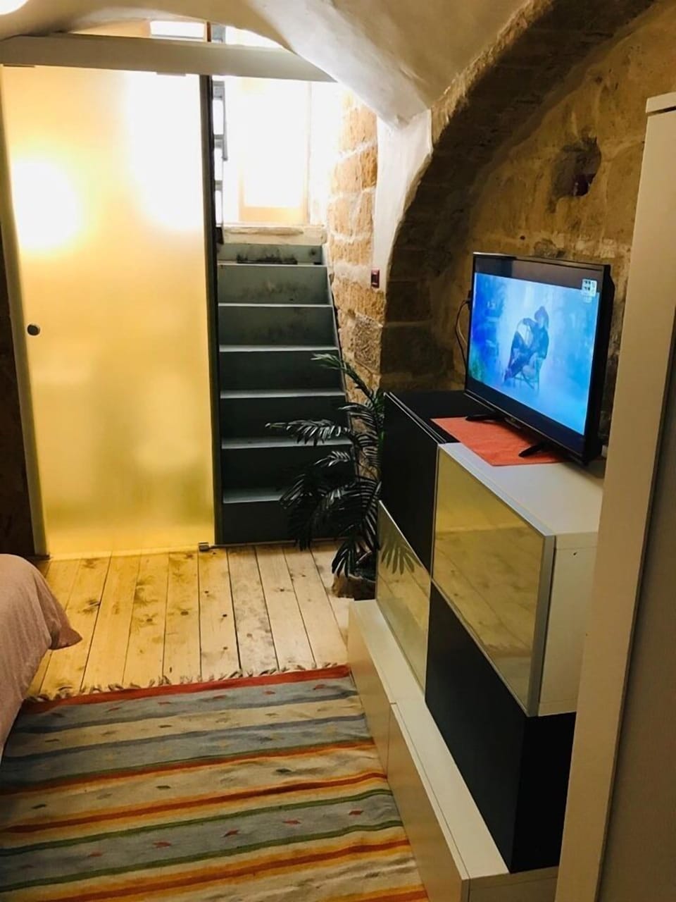 Duplex, 1 Bedroom | WiFi (free), bed sheets