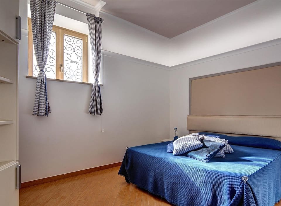 Apartment, 1 Bedroom | 1 bedroom, iron/ironing board, cribs/infant beds, free WiFi
