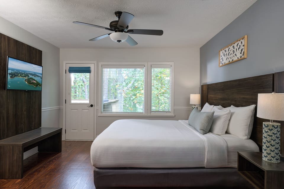 Pillowtop beds, laptop workspace, iron/ironing board, WiFi (free)