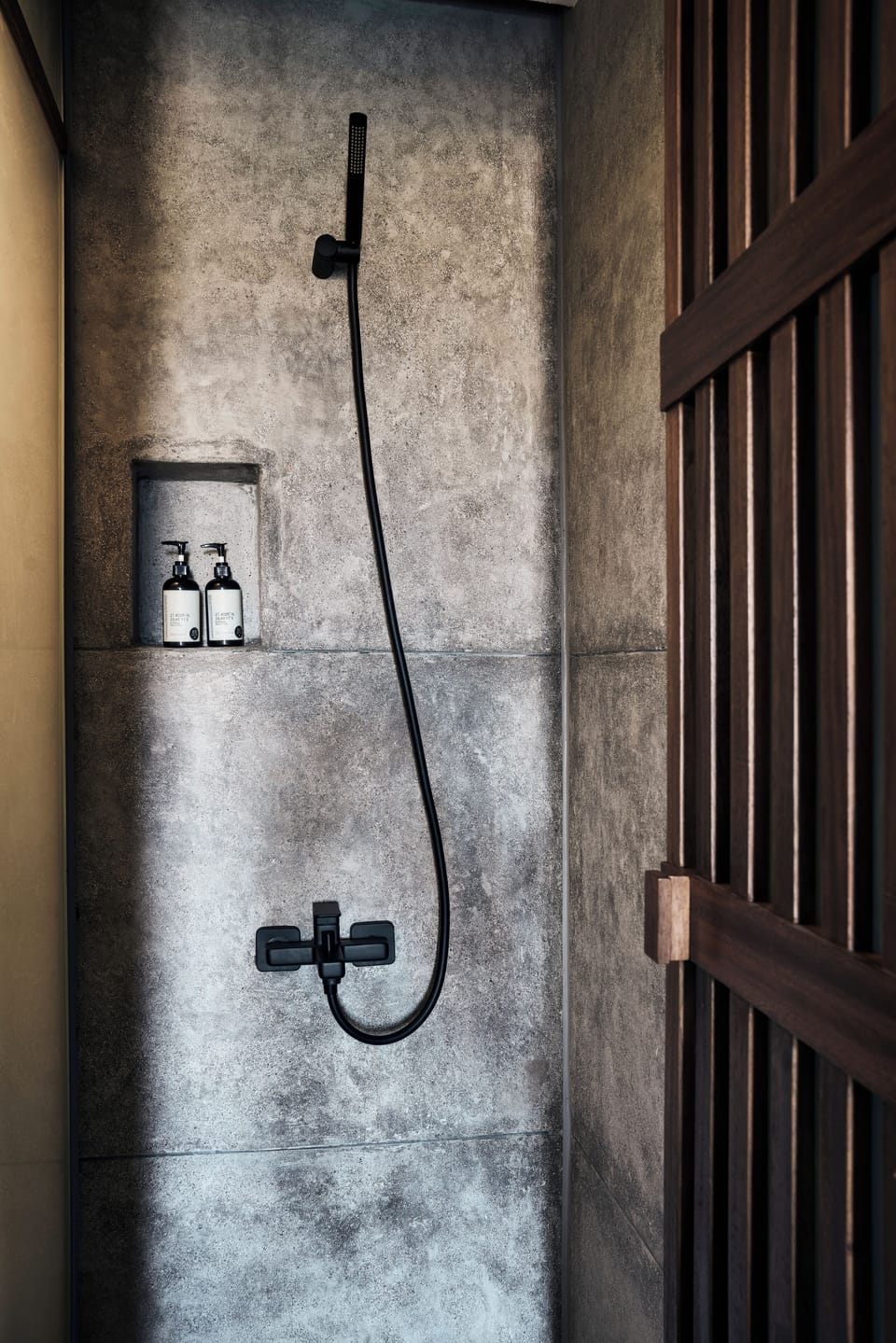 Shower, eco-friendly toiletries, hair dryer, towels