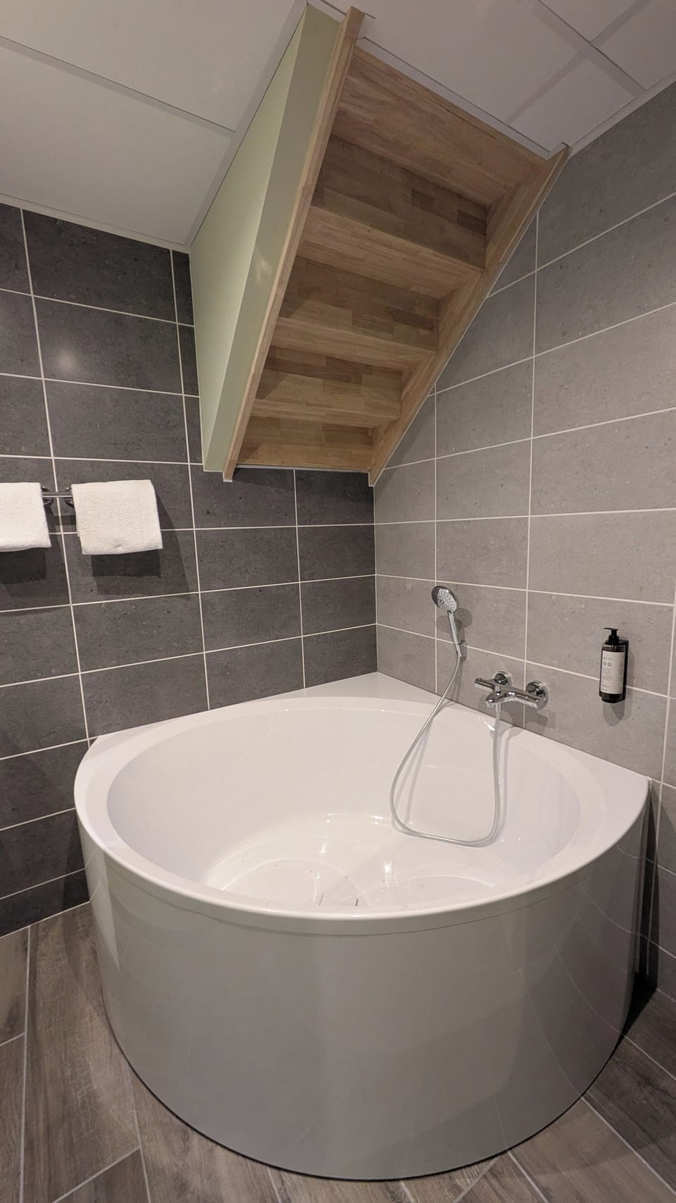 Signature Suite | Bathroom | Shower, hair dryer, towels, soap