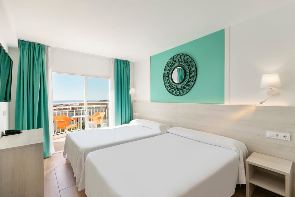 Minibar, in-room safe, desk, blackout drapes