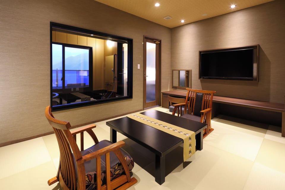 Connecting Japanese Western Room -  Aged 13 and above only (with Lounge access) | Down comforters, free WiFi, bed sheets